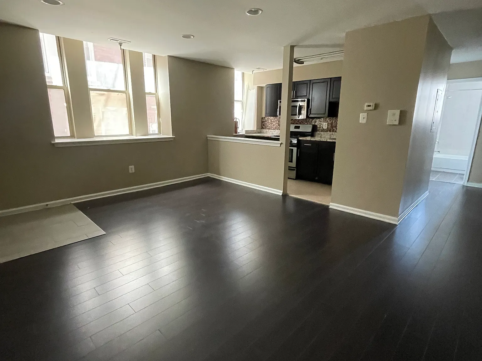 1 bed, $1,200 — Photo 1