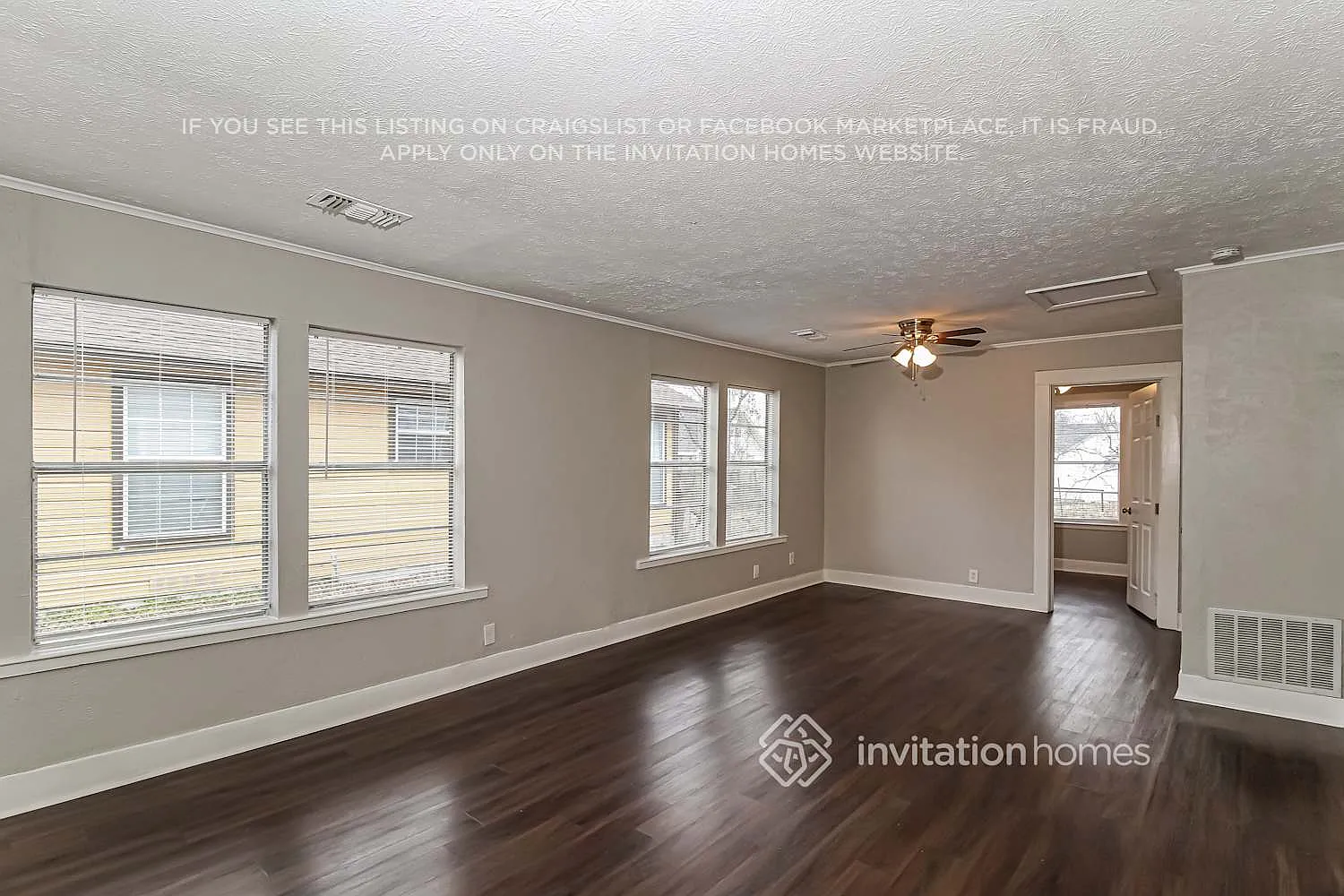 401 Marshall Sanger, TX 76266 — Photo 2