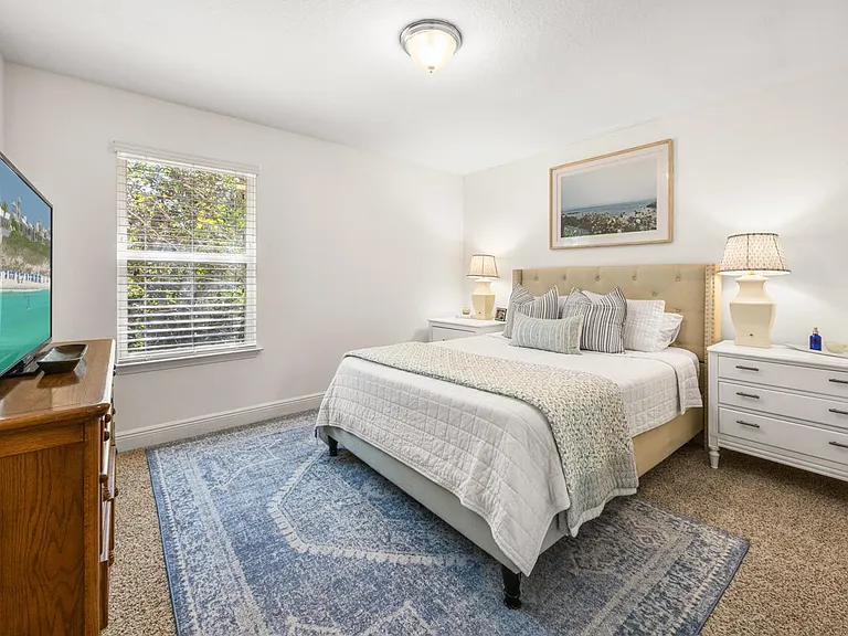 120 Mosaic Oaks Cir — Photo 36