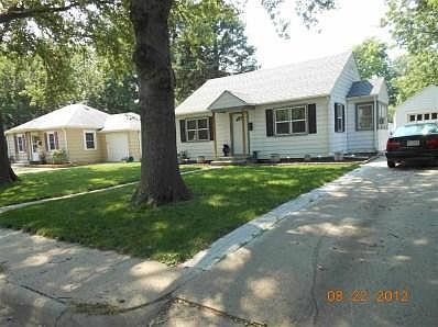 209 S 20th St Beatrice NE 68310 Zillow