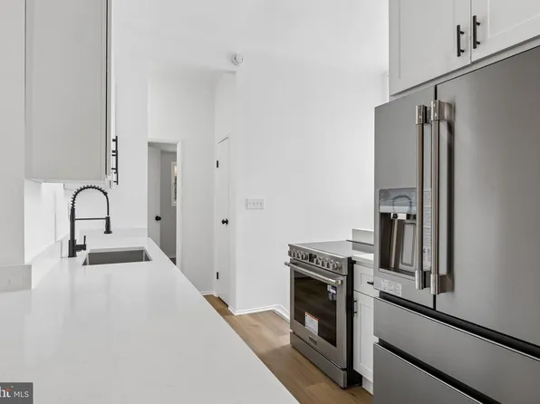 4748 Old Court Rd, Baltimore, MD 21208