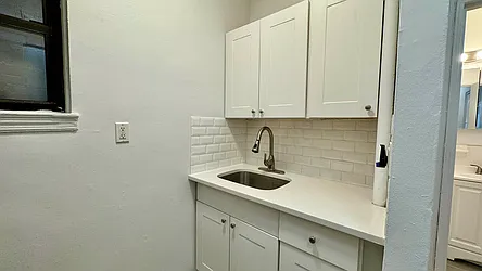 Rented by HOLTON REAL ESTATE INC.