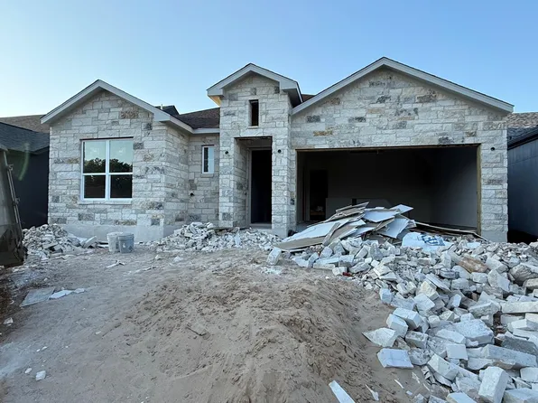 7 Fairway Lane, Meadowlakes, TX 78654