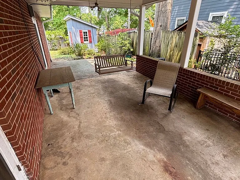2312 Bedford Ave — Photo 24