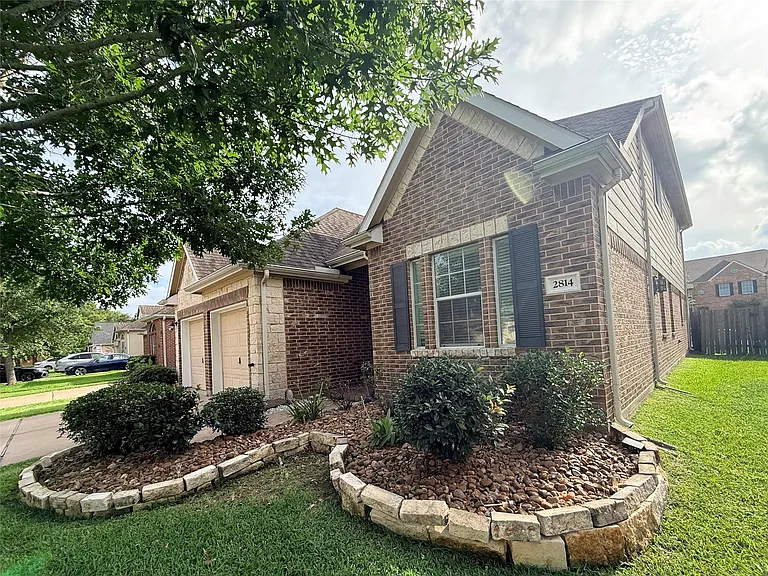 2814 Ridgeglen Ln — Photo 4