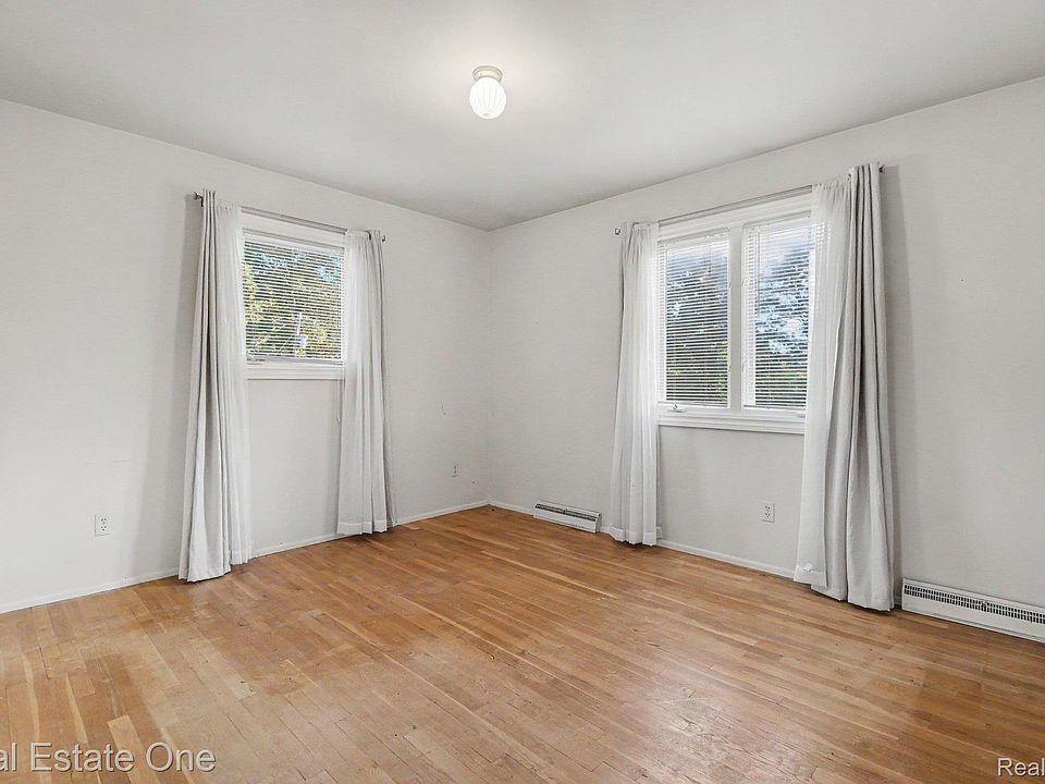 9243 Sherwood Dr, photo 19