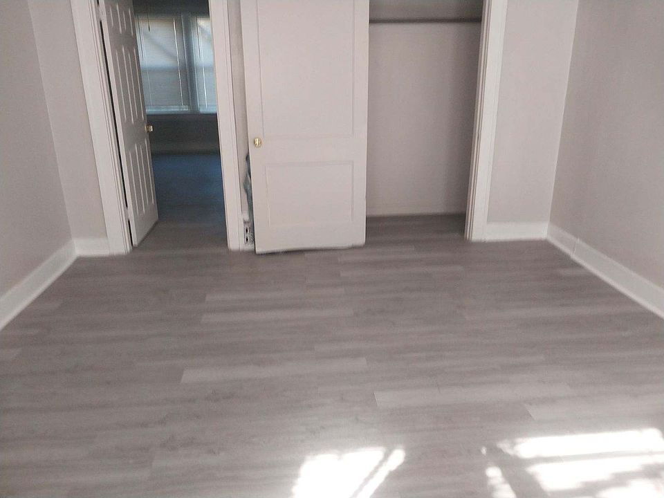 1st image of 3007 Norwood Ave Unit 1