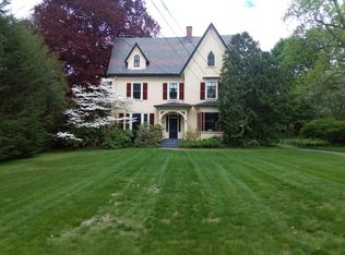 226 Park St, Newton, MA 02458