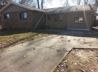 323 Athens St, Warner Robins, GA 31088