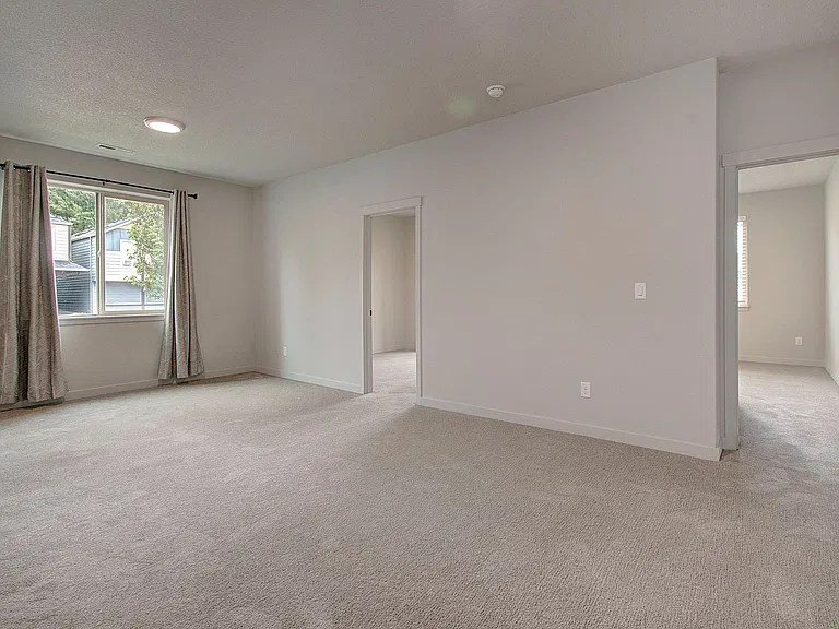 13000 NE 24th Cir — Photo 18