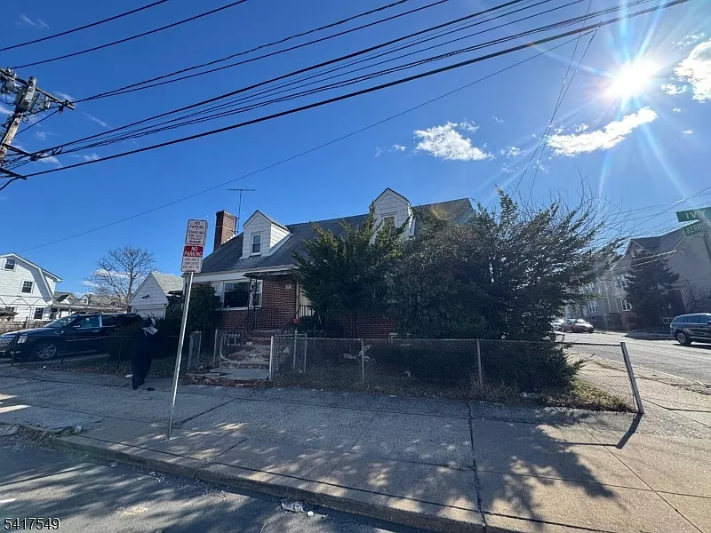 378 Kerrigan Blvd photo 1