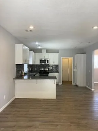 9591 Capiland Rd — Photo 5