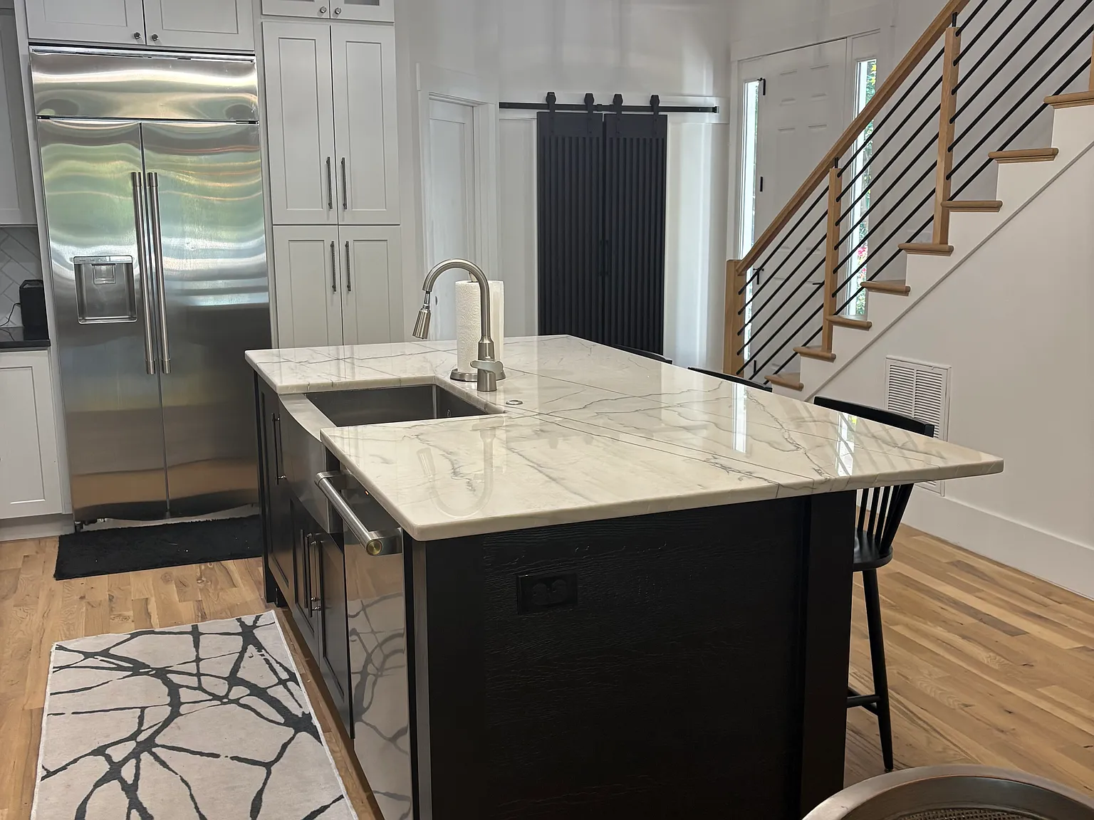 3 bed, 2.5 bath, 2198 sqft, $5,500 — Photo 3