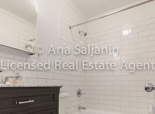 2109 41st St APT 3, Astoria, NY 11105