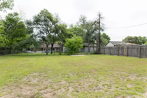 721 Mary Lake Dr — Photo 17