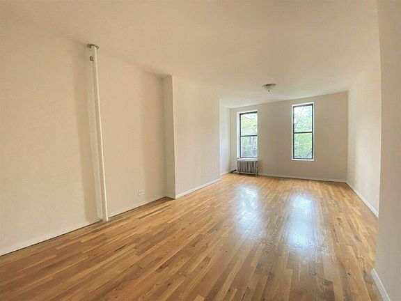 5th image of 1555 York Ave #5SN