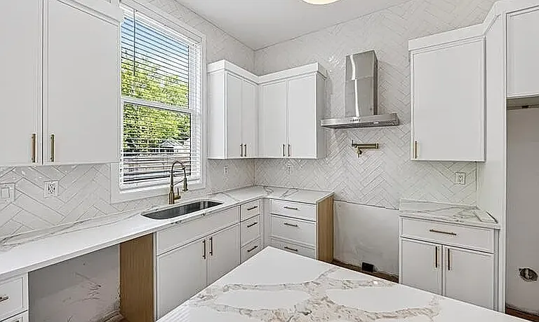 985 McDaniel St SW — Photo 11