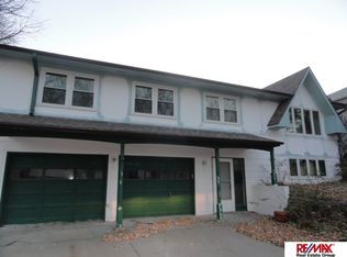 2105 Victoria Ave, Bellevue, NE 68005