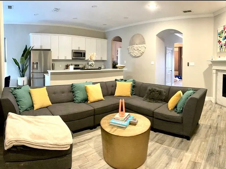 3526 Ivandell Ave — Photo 6