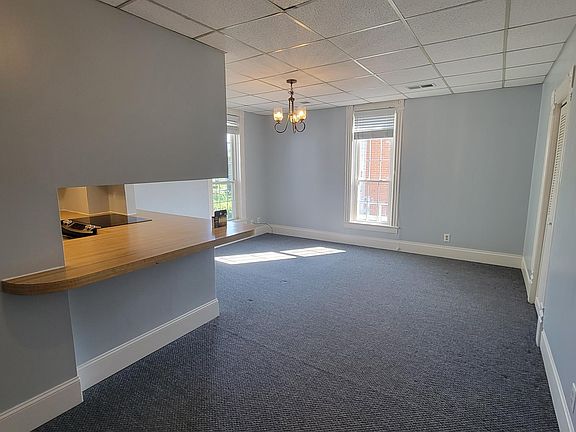 2nd image of 609 E Watauga Ave #4