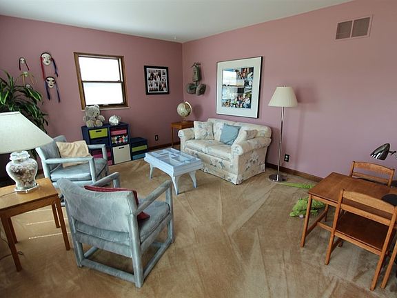 2nd image of 225 S Cullen Ave