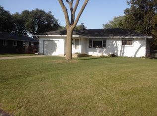 806 Martha Cir, Madison, WI 53714