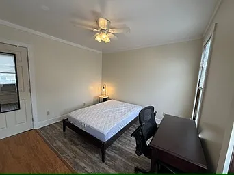 215 Prospect St — Photo 14