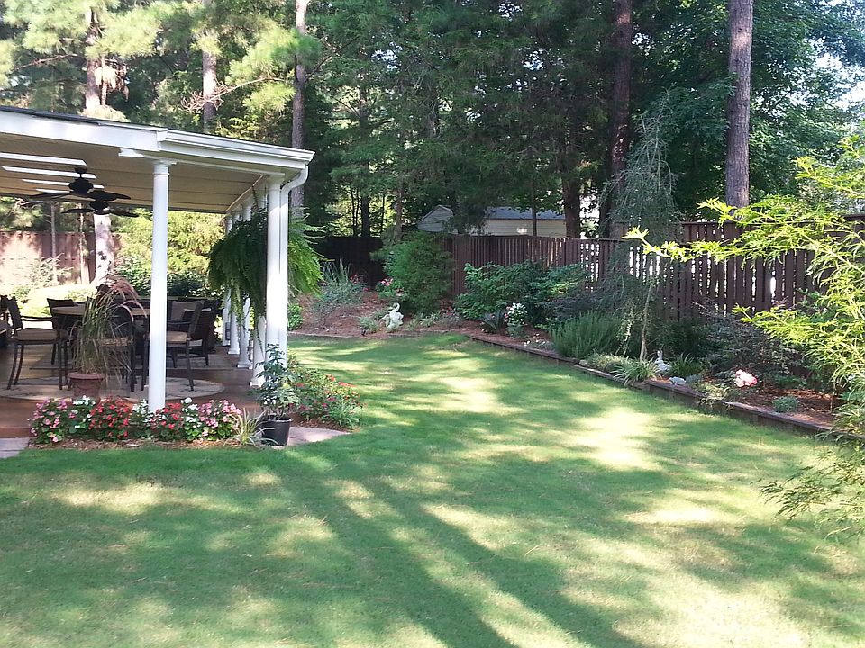 2nd image of 126 Beckwood Dr