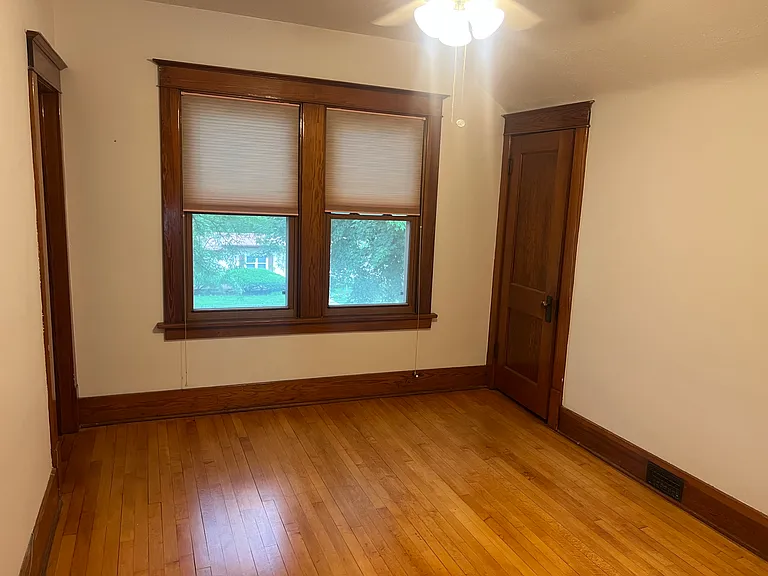 2356 S 35th Ave — Photo 23