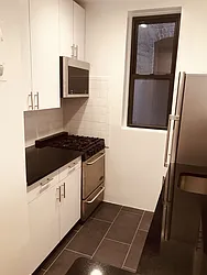 Rented by Metropolis Real Estate of Manhattan