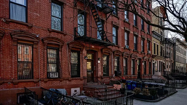 Rented by Nooklyn NYC LLC | media 51