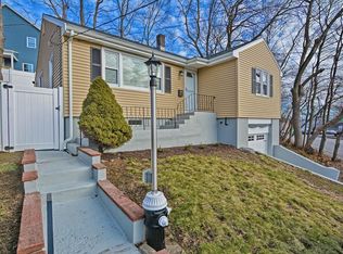 31 Jackson St, Salem, MA 01970