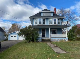 7 Pleasant St, Caribou, ME 04736