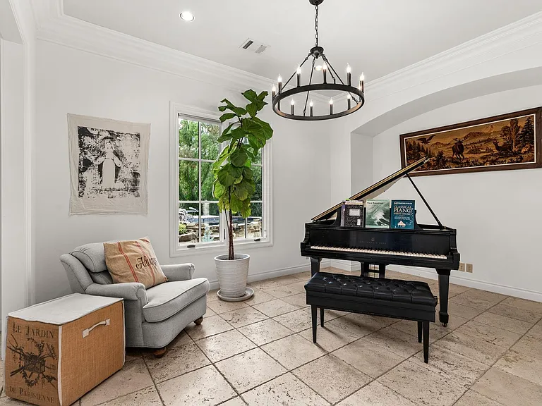 7324 Vista Mountain Dr — Photo 6