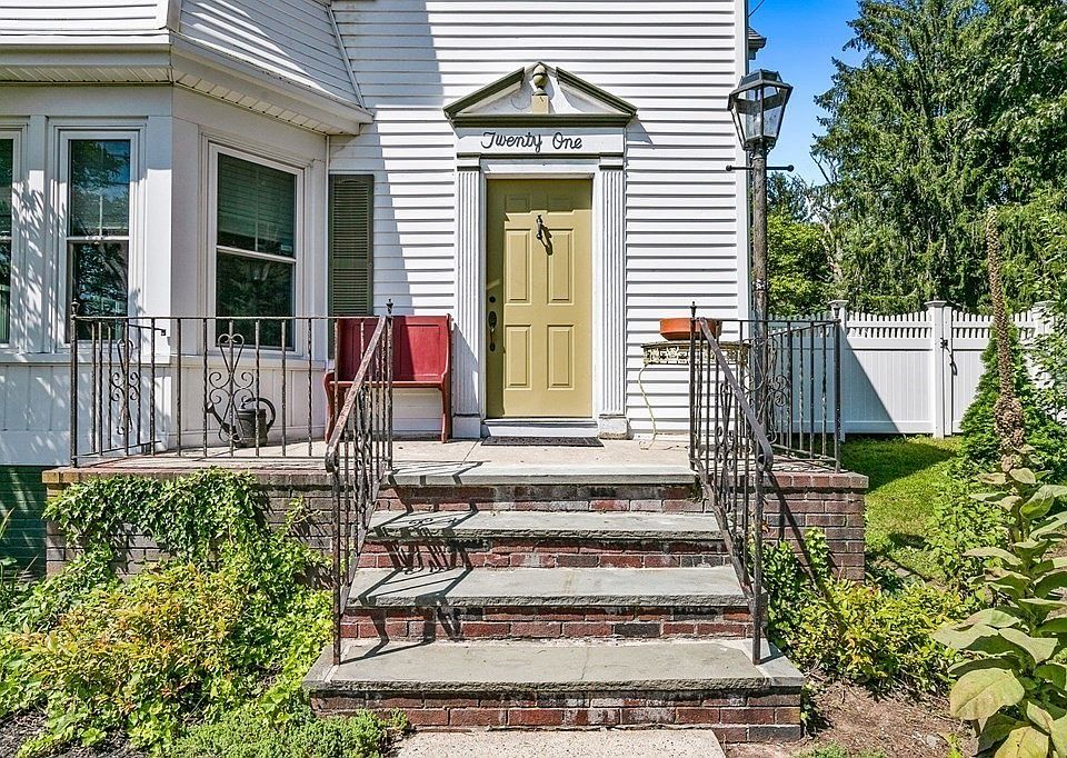21 Otis St, Mansfield, MA 02048 Zillow
