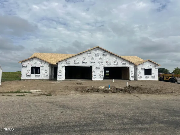 1410 10th St SW, Jamestown, ND 58401