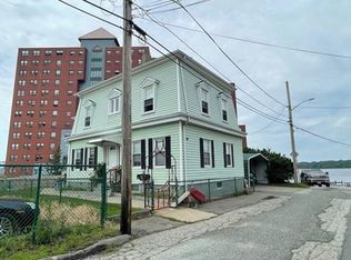 33 Taylor St, Fall River, MA 02720