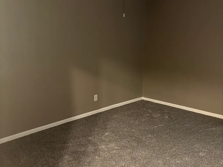 1602 Westwood Dr — Photo 11