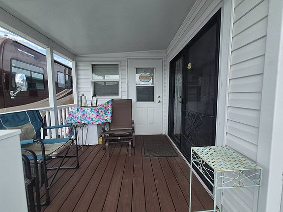 3rd image of 8500 Ulmerton Rd #323