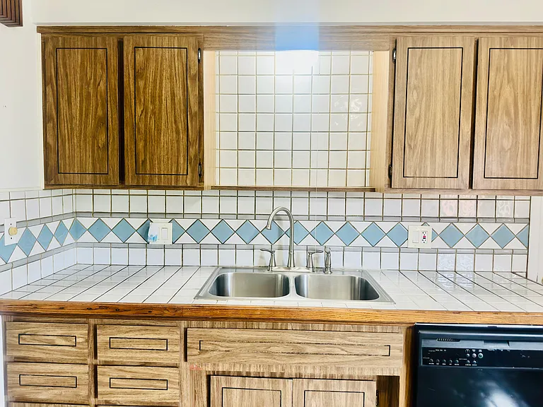 26373 Curie Ave — Photo 11