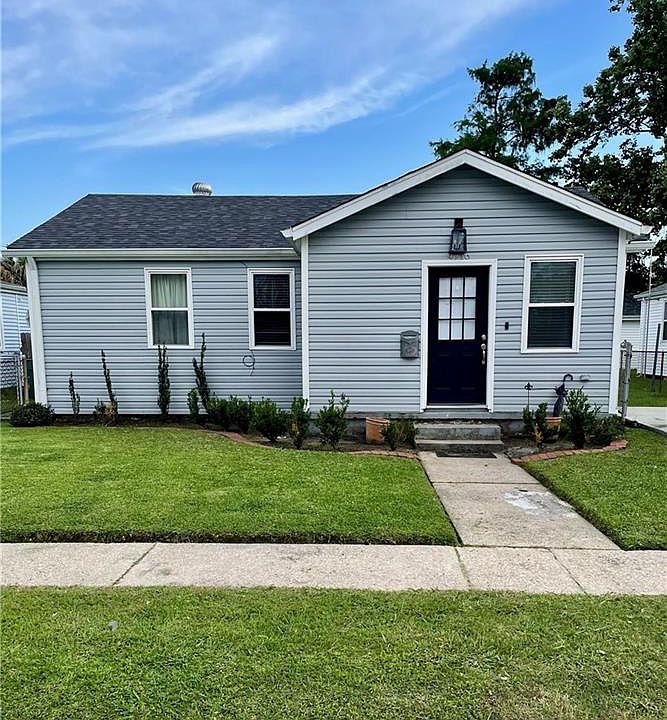 1st image of 4716 Hackberry Dr