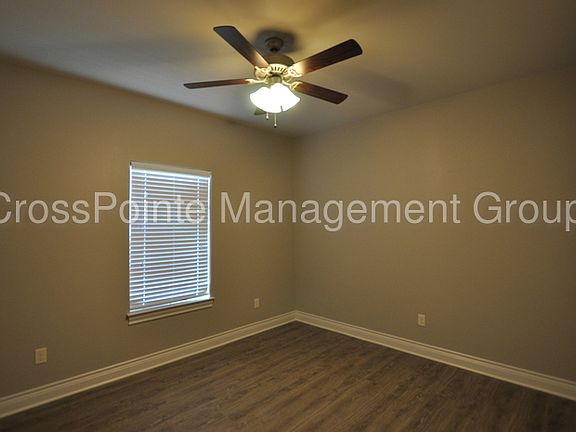 3rd image of 17905 Us Highway 69 S APT 102E
