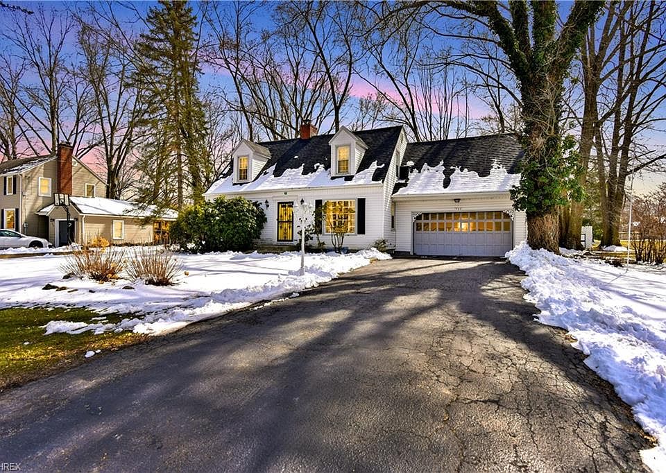 1st image of 731 Crestview Dr