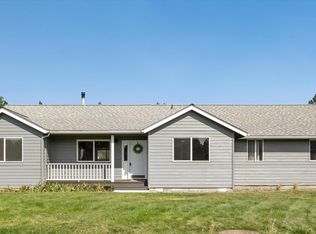 1120 E Canter Ct, Sisters, OR 97759
