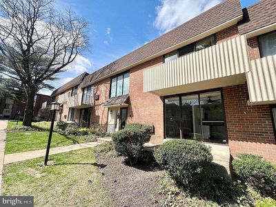 100 E Glenolden Ave APT P8, Glenolden, PA, 19036