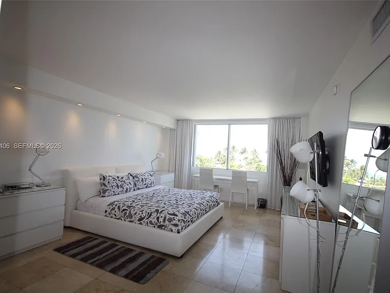 5151 Collins Ave #532 — Photo 15