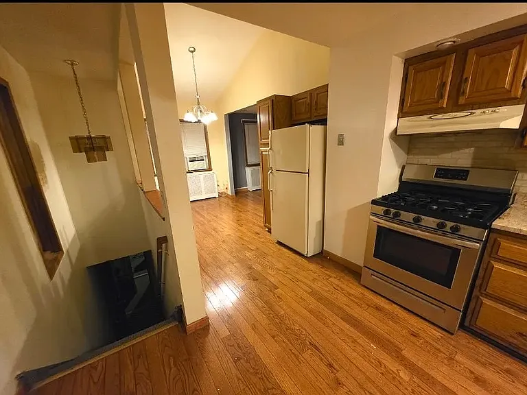 85 Milton Ave #2 — Photo 3