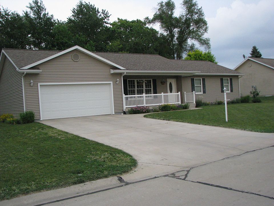 1st image of 418 Hillcrest Dr