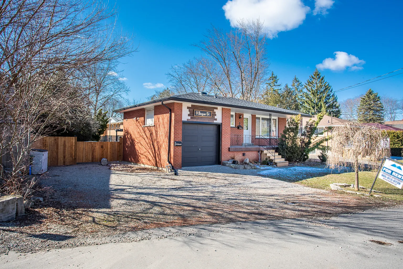 9 Begue St #1 photo 1