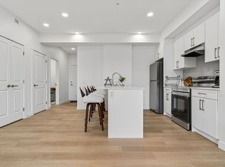 2910 66th St SW #1412121, Edmonton, AB T6X1A3